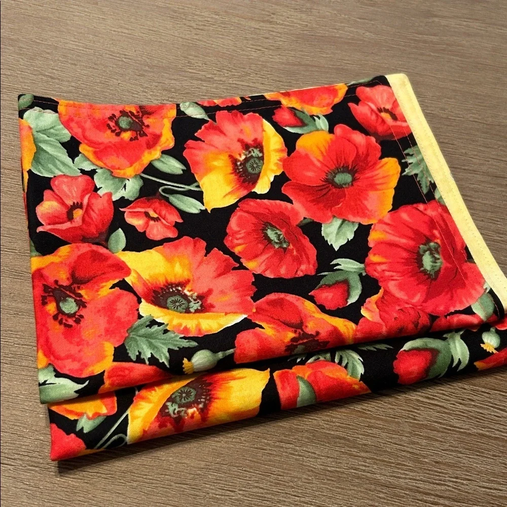 Orange & Black Floral Reversible Bee Print Set of 2 Napkins 13x18‎